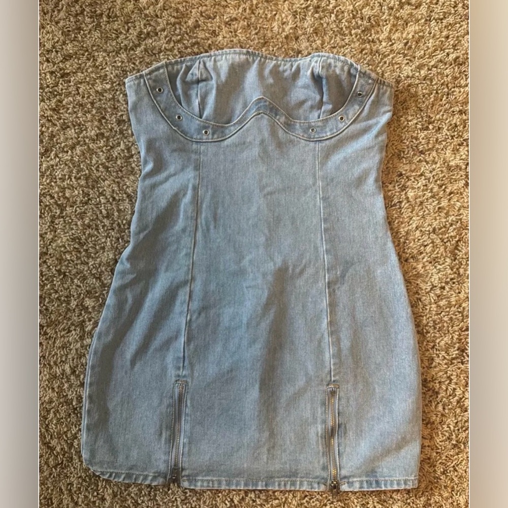 PrettyLittleThing Light Blue Strapless Denim Mini Dress